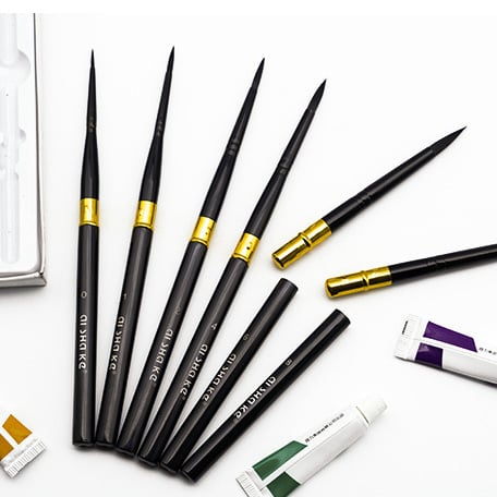 このポータブル水彩キットでどこでもペイントしてください