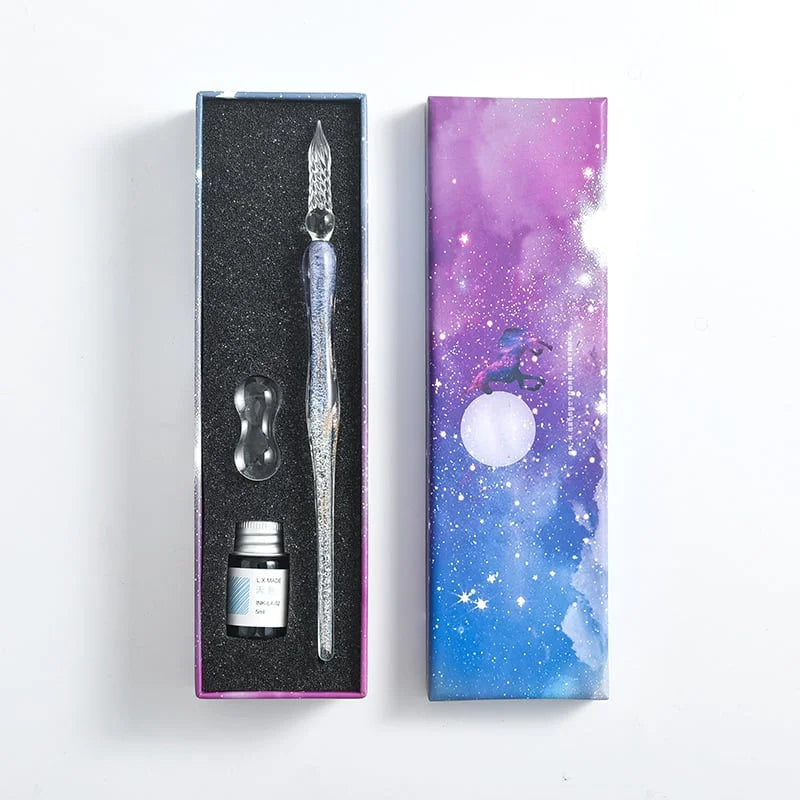 Írjon elegánsan a üvegbe mártott tollal 