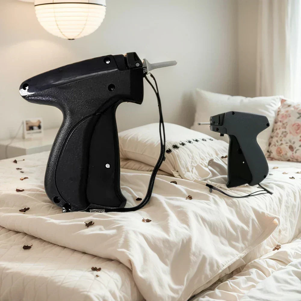 Quick sewing gun for attaching labels and hems 